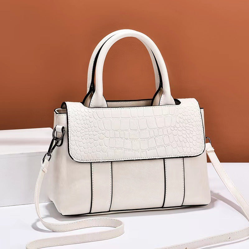 FelantriX™ Women's Croc-Textured Crossbody Bag