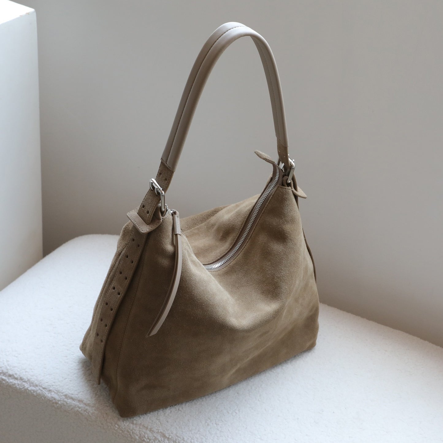 FelantriX™ Sleek High-End Underarm Shoulder Bag