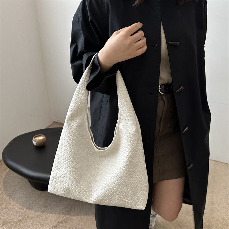 FelantriX™ Retro Large Capacity Single-shoulder Bag